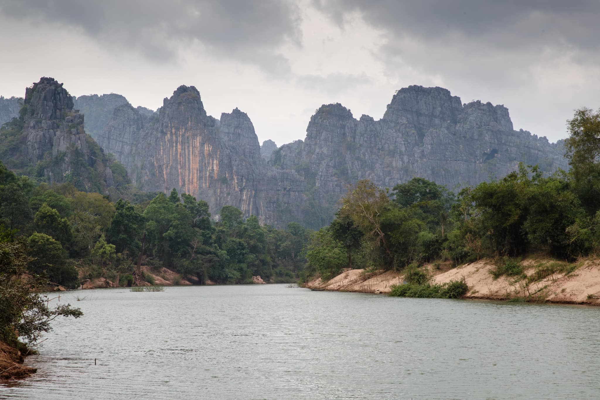 Hin Nam No
